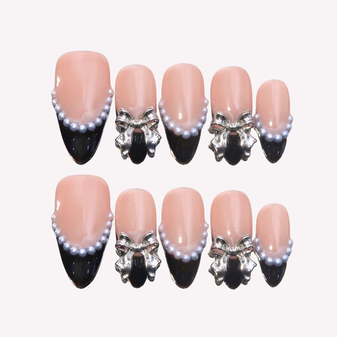BreakfastatTiffany_s-ErsaNailsPressOnNails_0 Breakfast at Tiffany's - Image 1