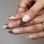 Gilded Tartan - Image 4