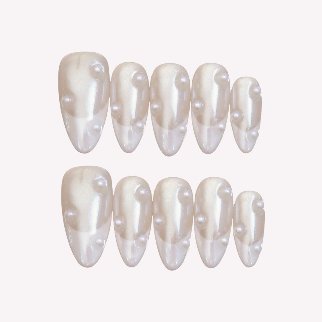 LaLuna-ErsaNailsPressOnNails_0 La Luna - Image 1
