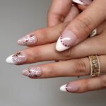 Mistletoe Glam - Image 2